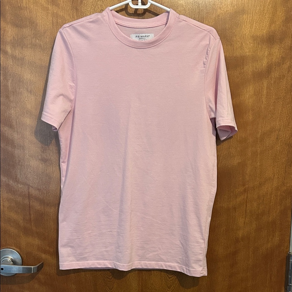 Primark Men's Soft Pink Short Sleeve Tee